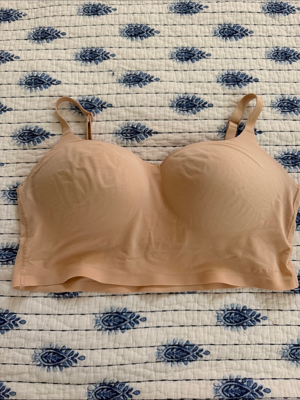 Seamless Nude Wireless Bra - Comfortable Everyday Support